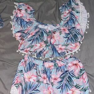 SHEIN bikini set (bottoms not included!)